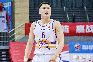 北控男篮与张帆签订的是2+1合同 其中+1是球队选项